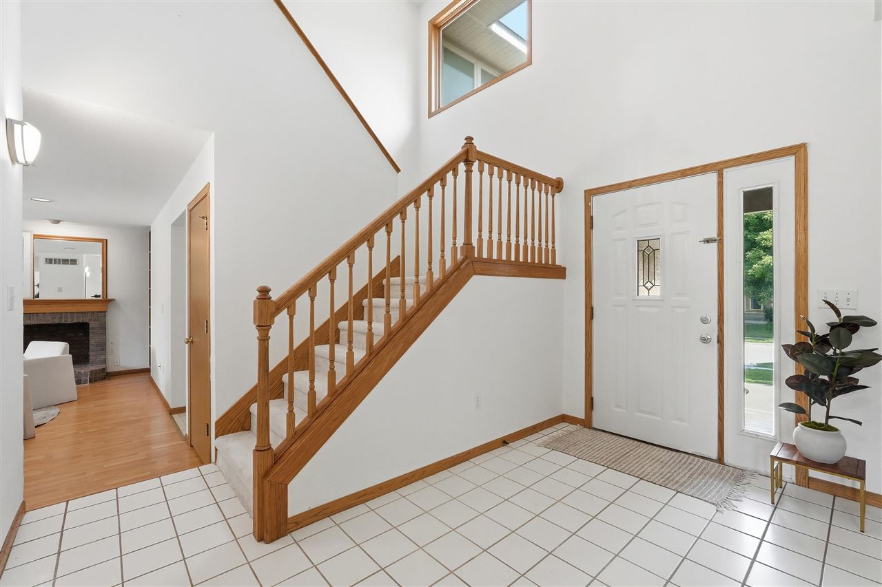 1935 Flanigan Court Iowa City IA 52246