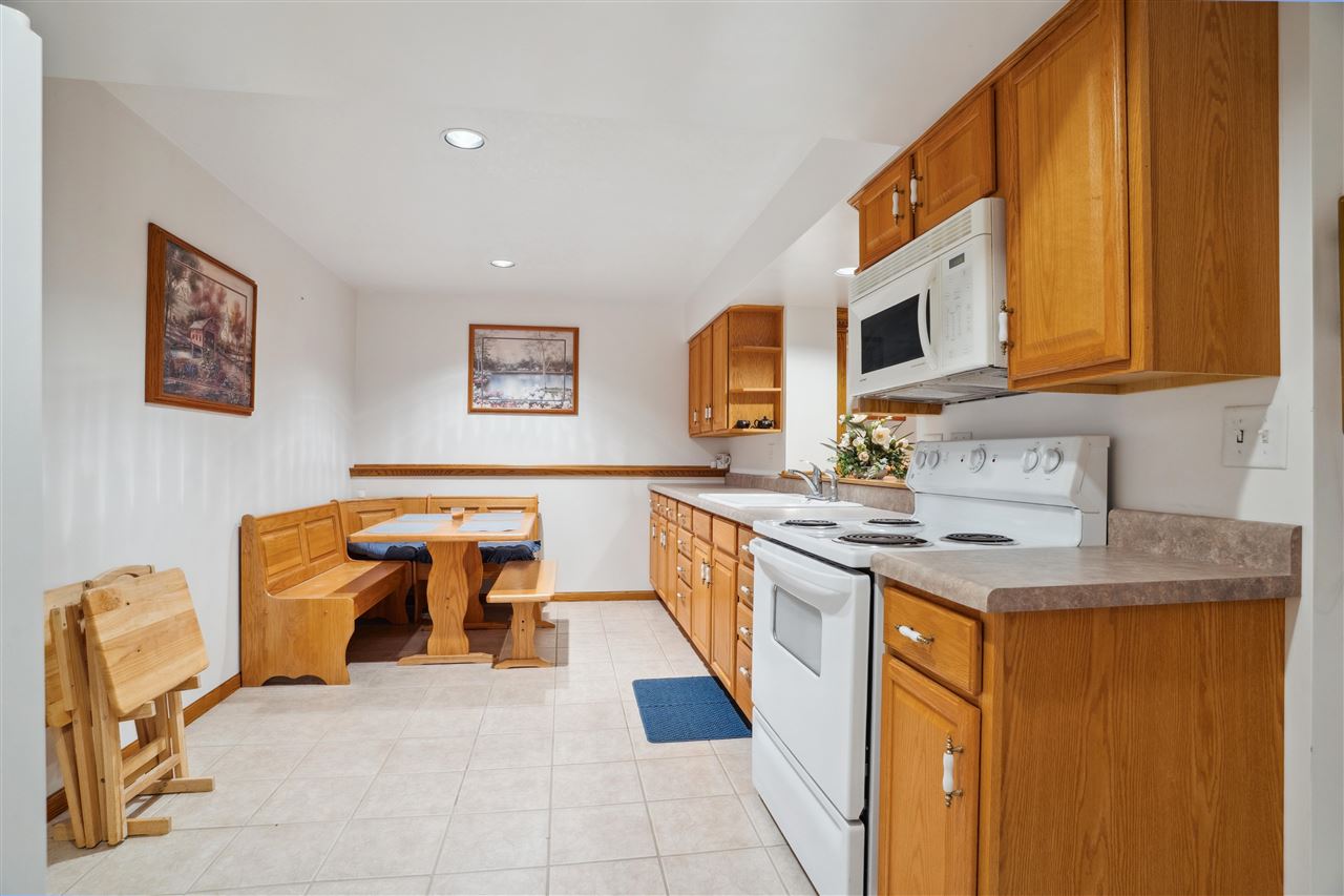 2545 F52 Trail Parnell IA 52325