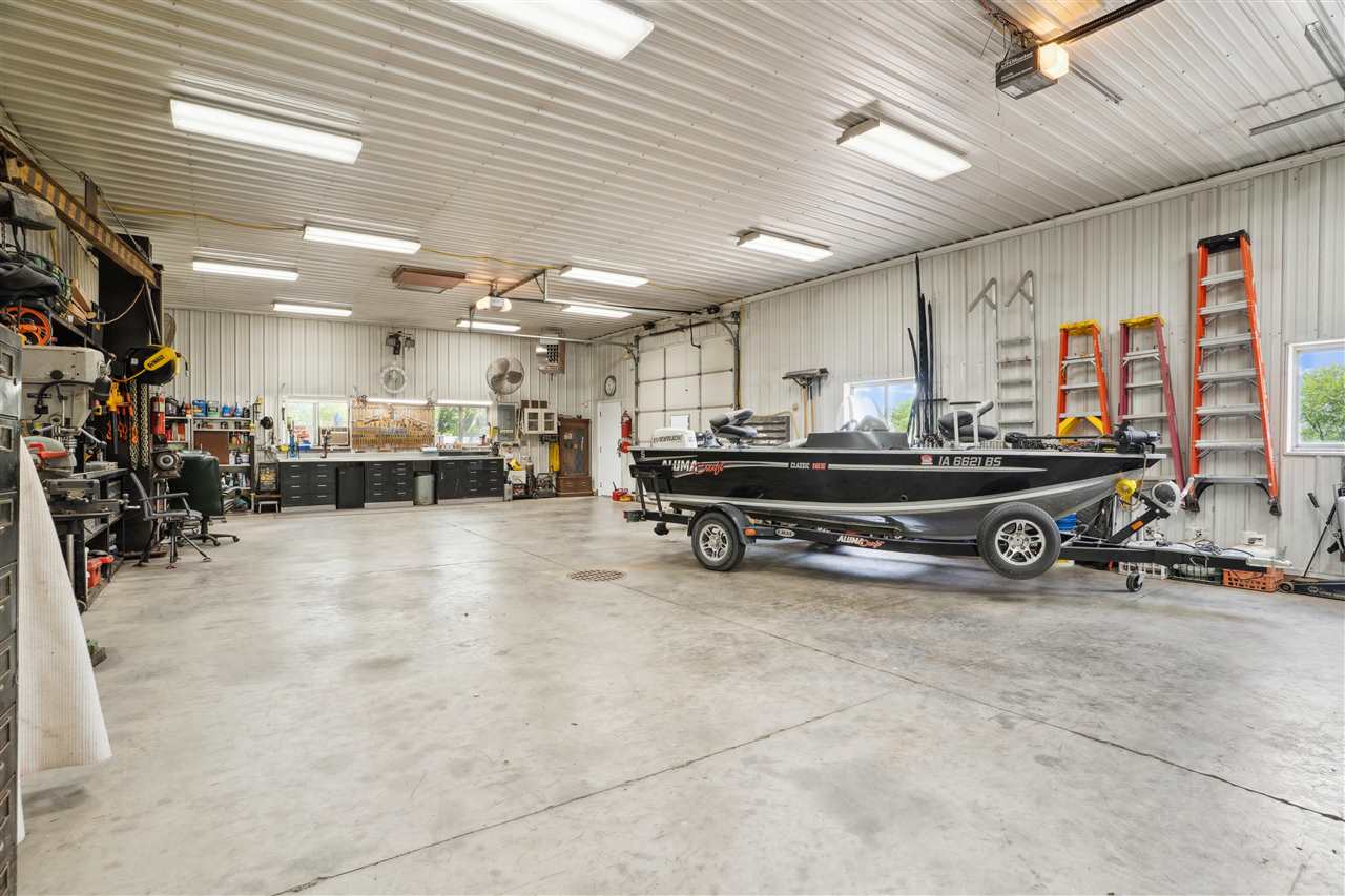 2545 F52 Trail Parnell IA 52325
