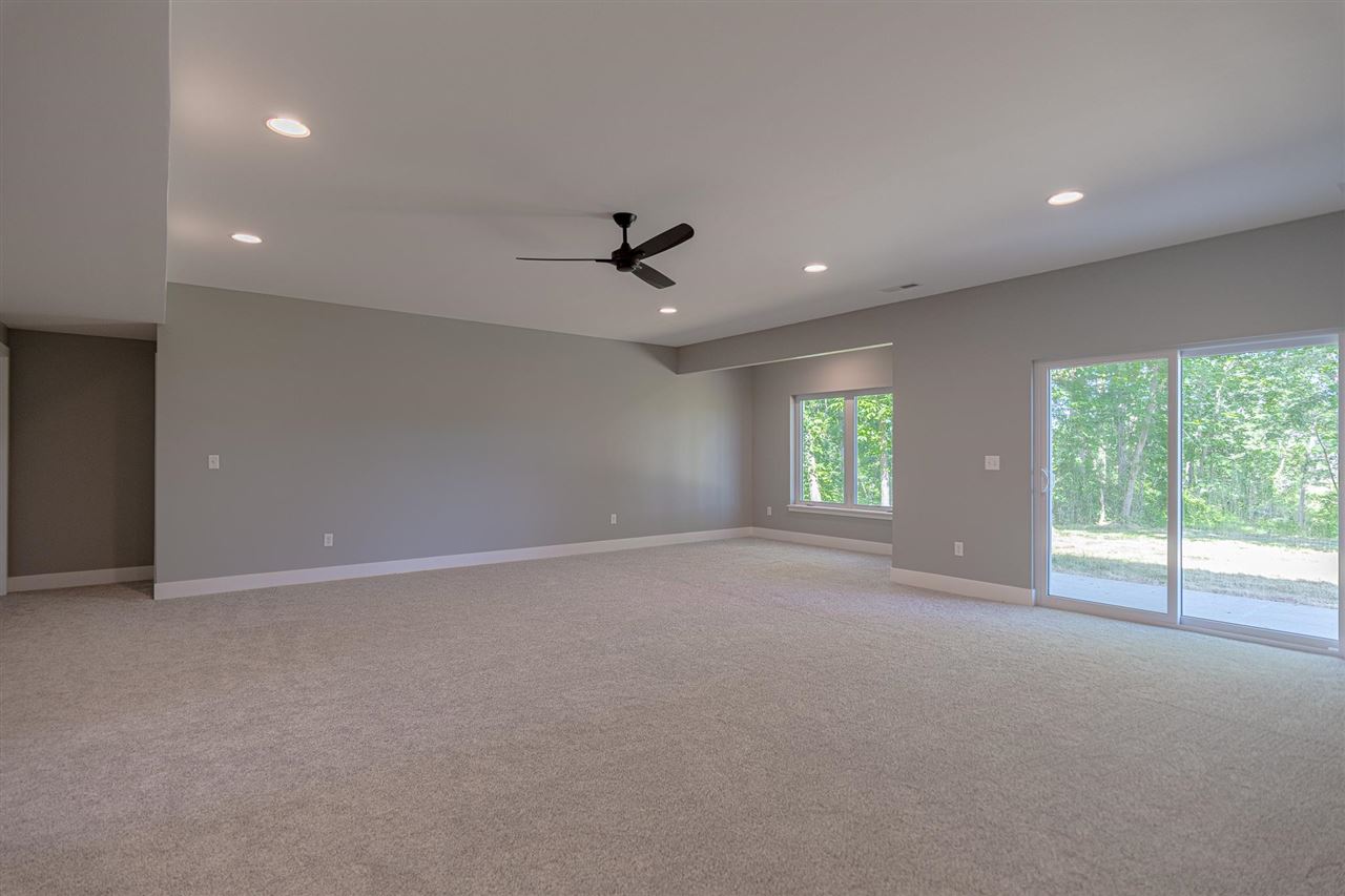 3067 Ridgeview Circle Coralville IA 52241