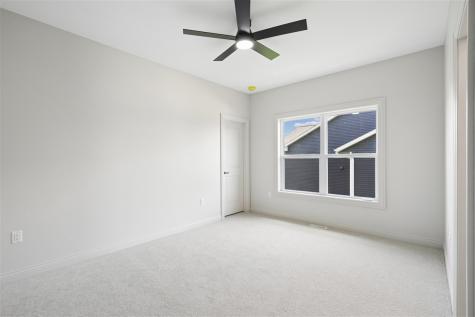 702 Lakeview Court Tiffin IA 52340