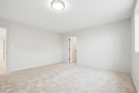 702 Lakeview Court Tiffin IA 52340