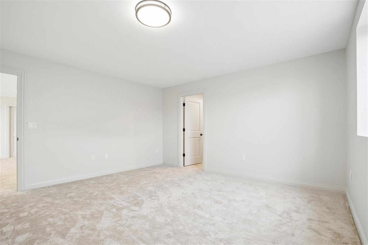 702 Lakeview Court Tiffin IA 52340