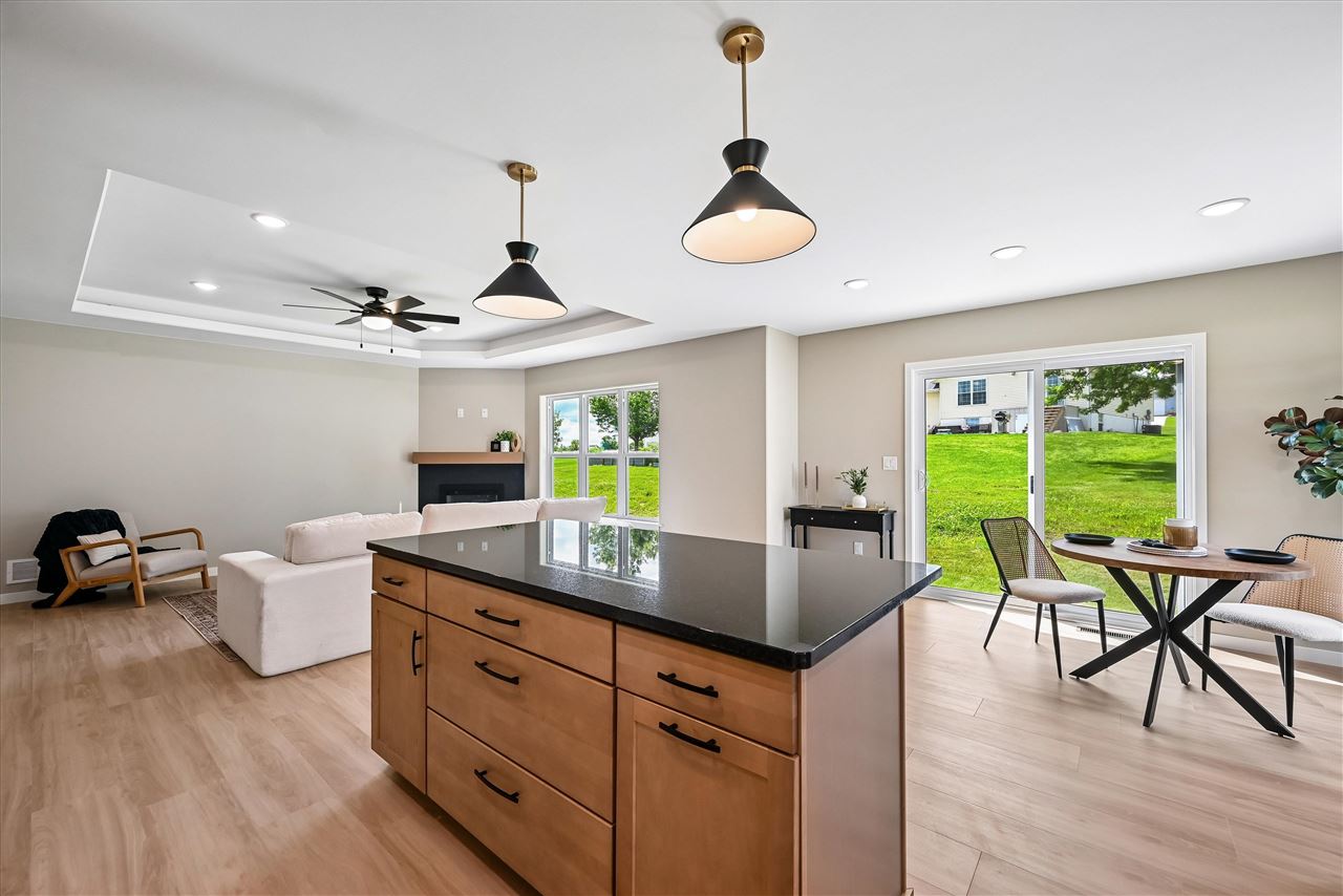 104 5th Ave Court Coggon IA 52218