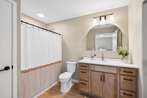 104 5th Ave Court Coggon IA 52218