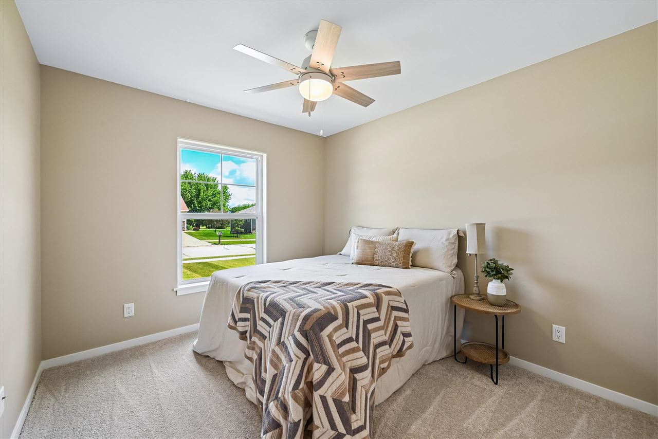 104 5th Ave Court Coggon IA 52218