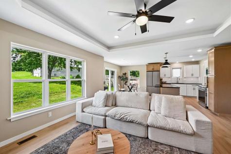 104 5th Ave Court Coggon IA 52218