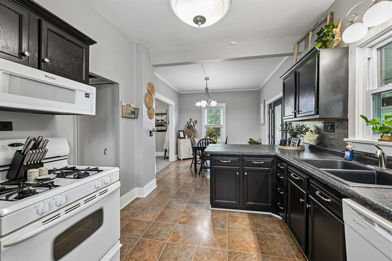2700 3rd Avenue Marion IA 52302