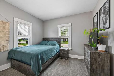 2700 3rd Avenue Marion IA 52302