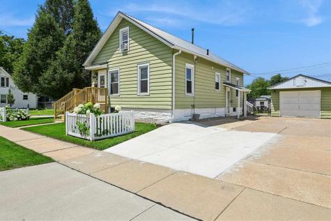 2700 3rd Avenue Marion IA 52302