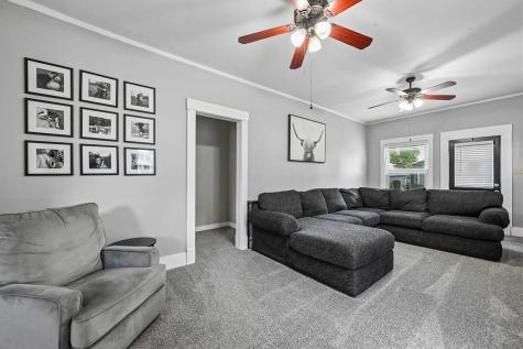 2700 3rd Avenue Marion IA 52302