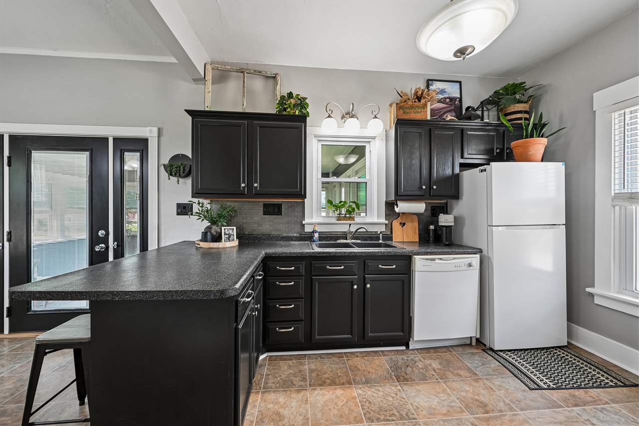 2700 3rd Avenue Marion IA 52302