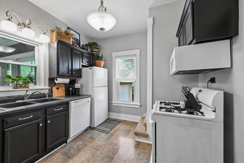 2700 3rd Avenue Marion IA 52302