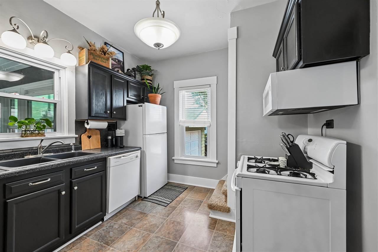 2700 3rd Avenue Marion IA 52302