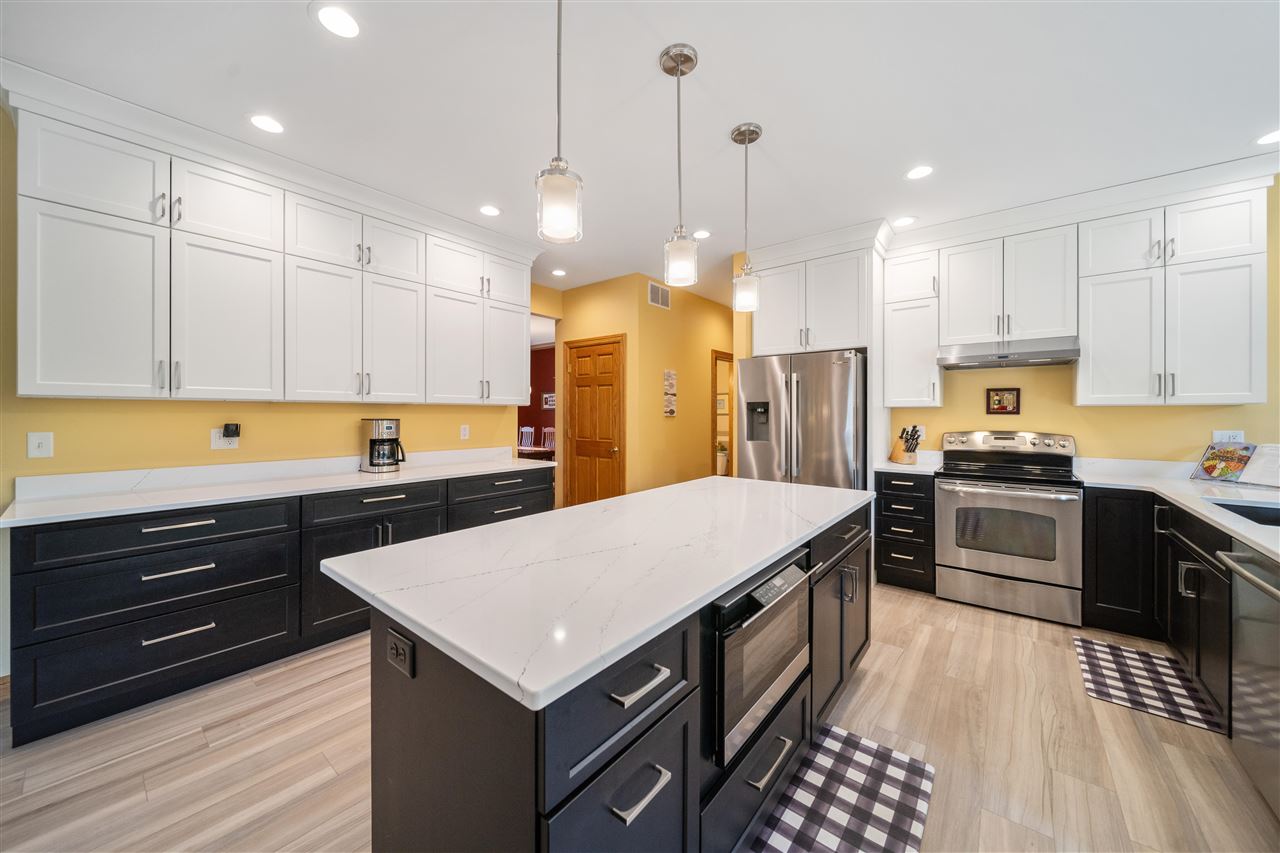 2221 Brown Deer Road Coralville IA 52241