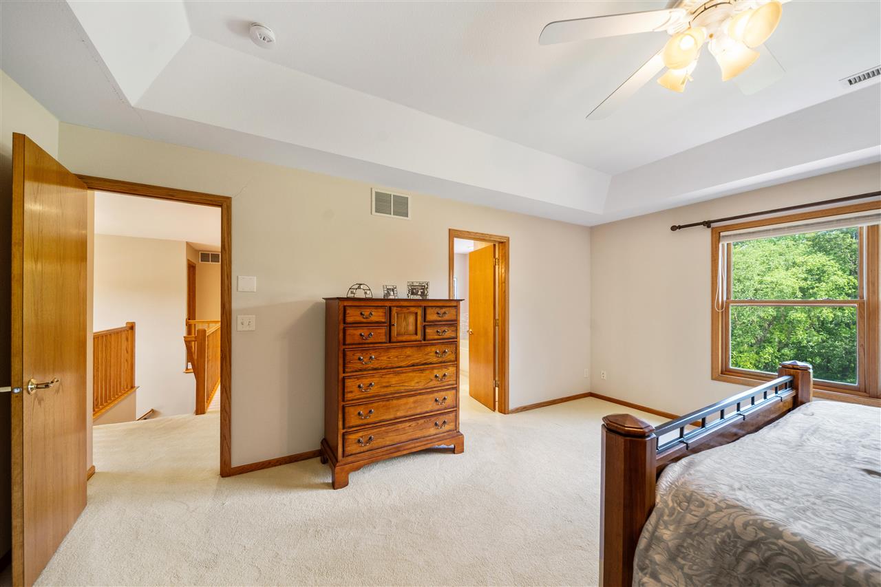 2221 Brown Deer Road Coralville IA 52241