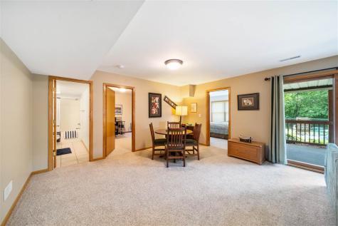2221 Brown Deer Road Coralville IA 52241