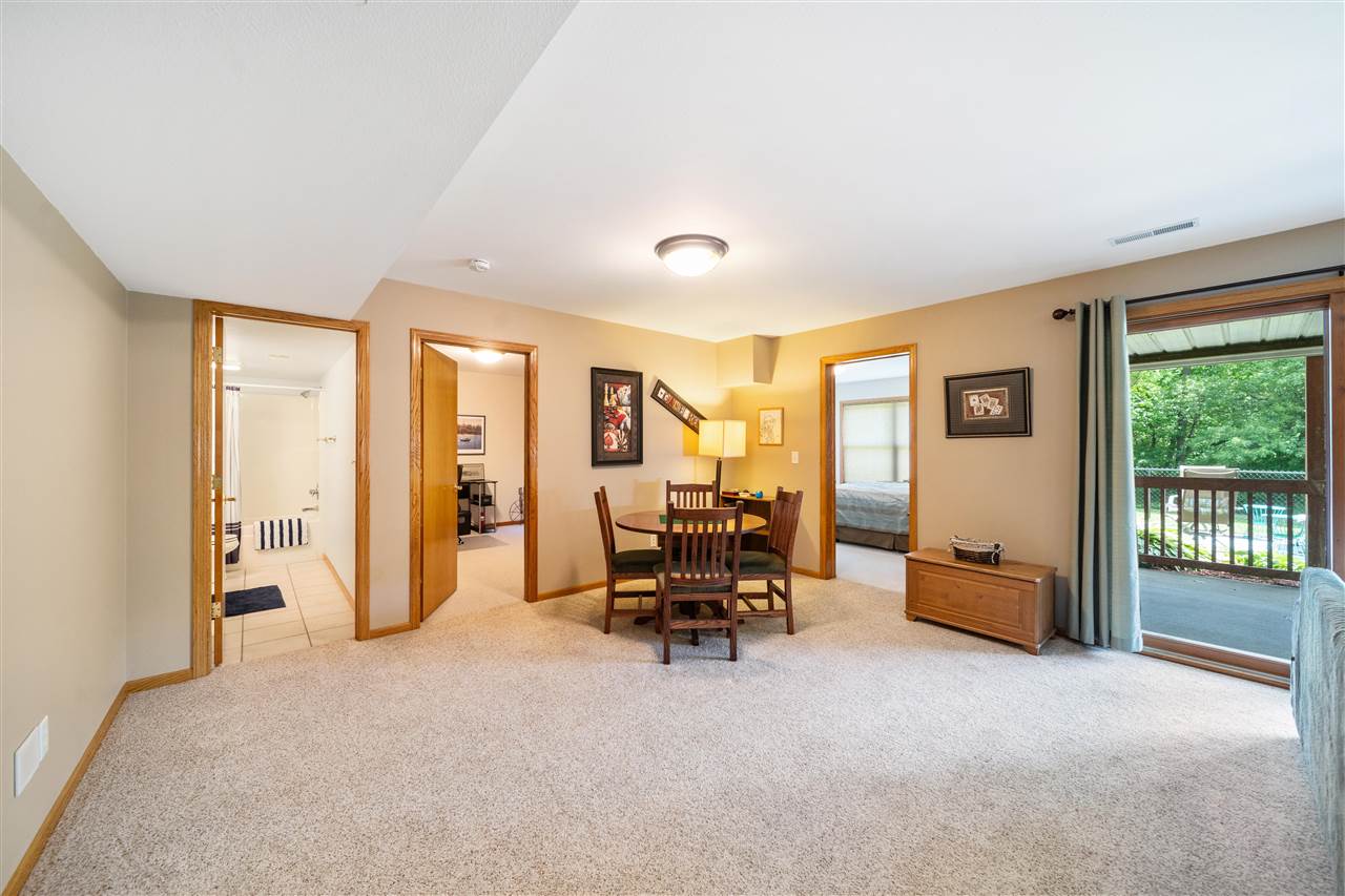 2221 Brown Deer Road Coralville IA 52241