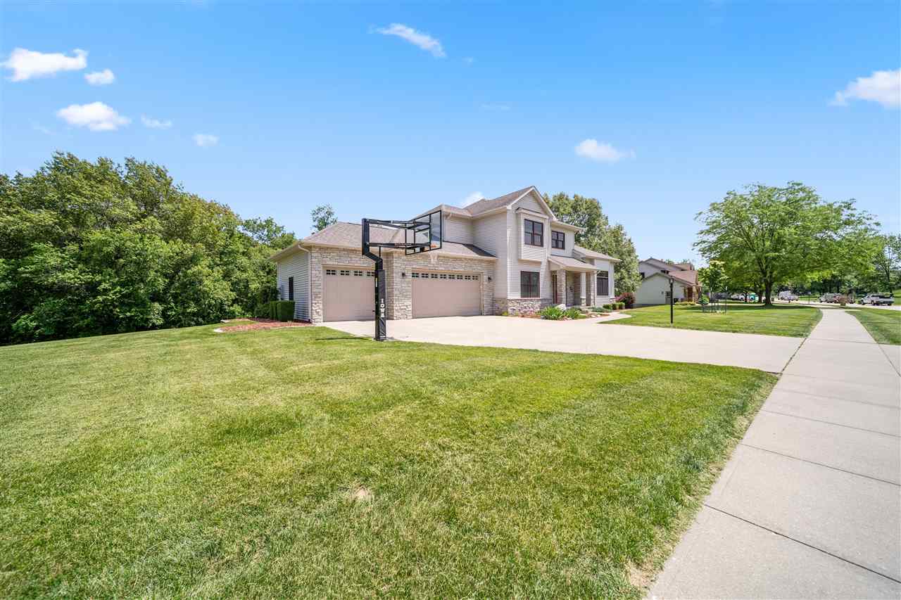2221 Brown Deer Road Coralville IA 52241