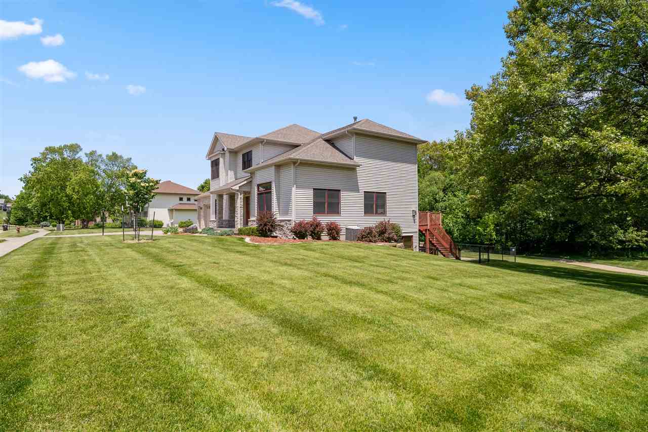 2221 Brown Deer Road Coralville IA 52241