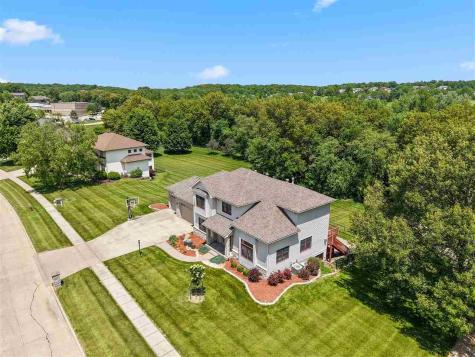2221 Brown Deer Road Coralville IA 52241