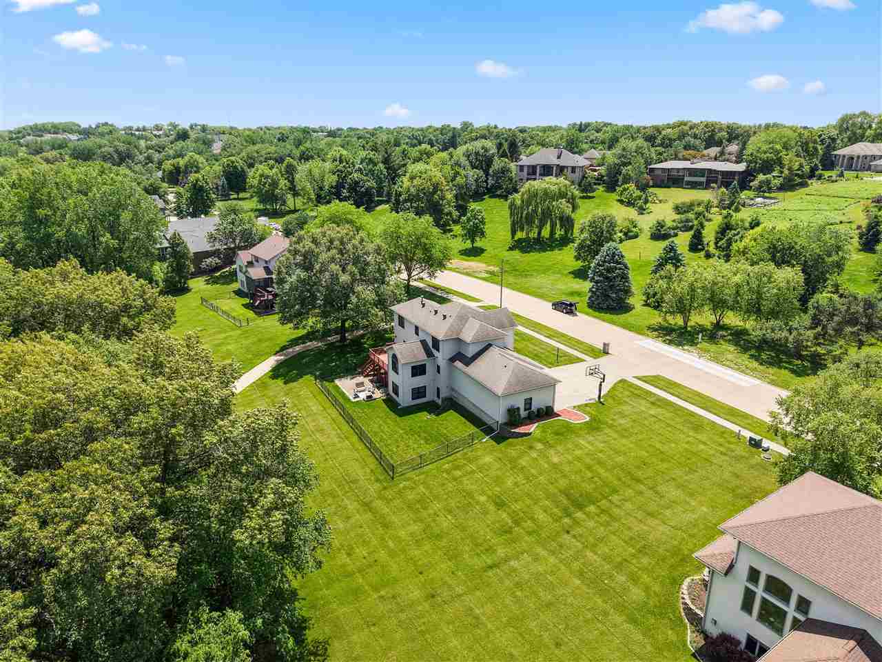 2221 Brown Deer Road Coralville IA 52241