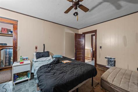715 SW 1st Street Other IA 50525