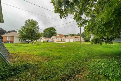 715 SW 1st Street Other IA 50525