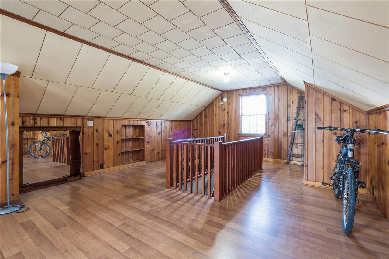 3718 C Avenue NE Cedar Rapids IA 52402