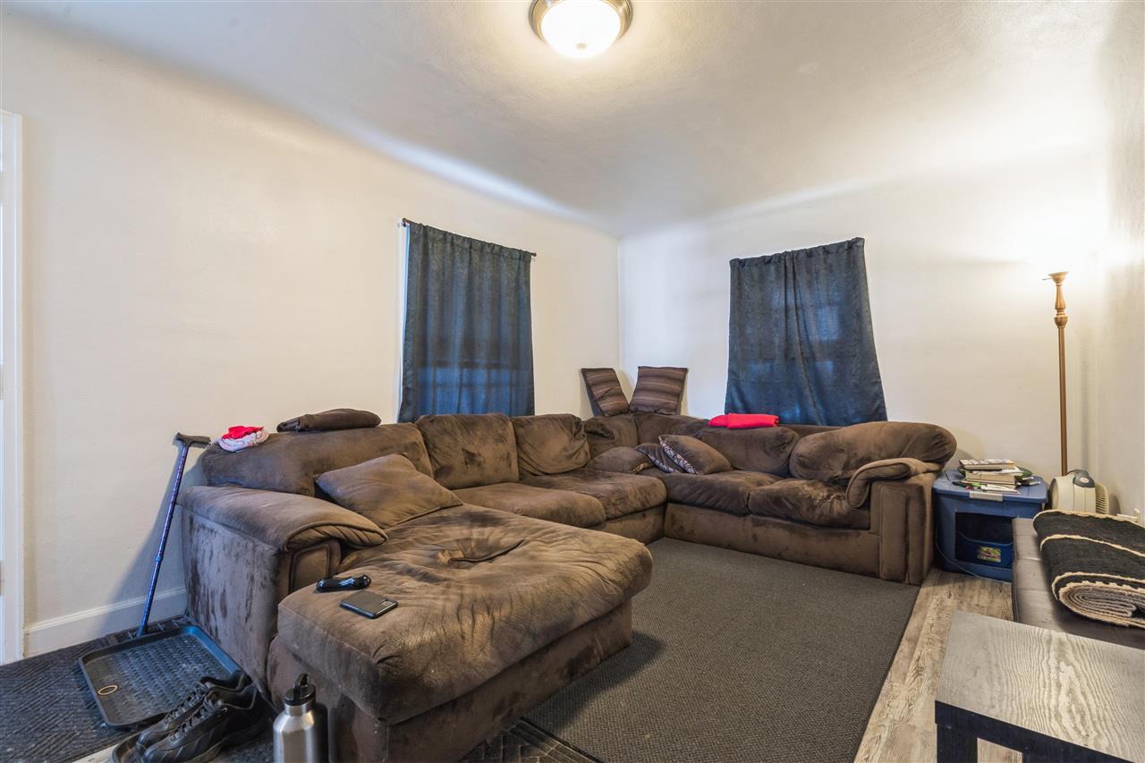 3718 C Avenue NE Cedar Rapids IA 52402