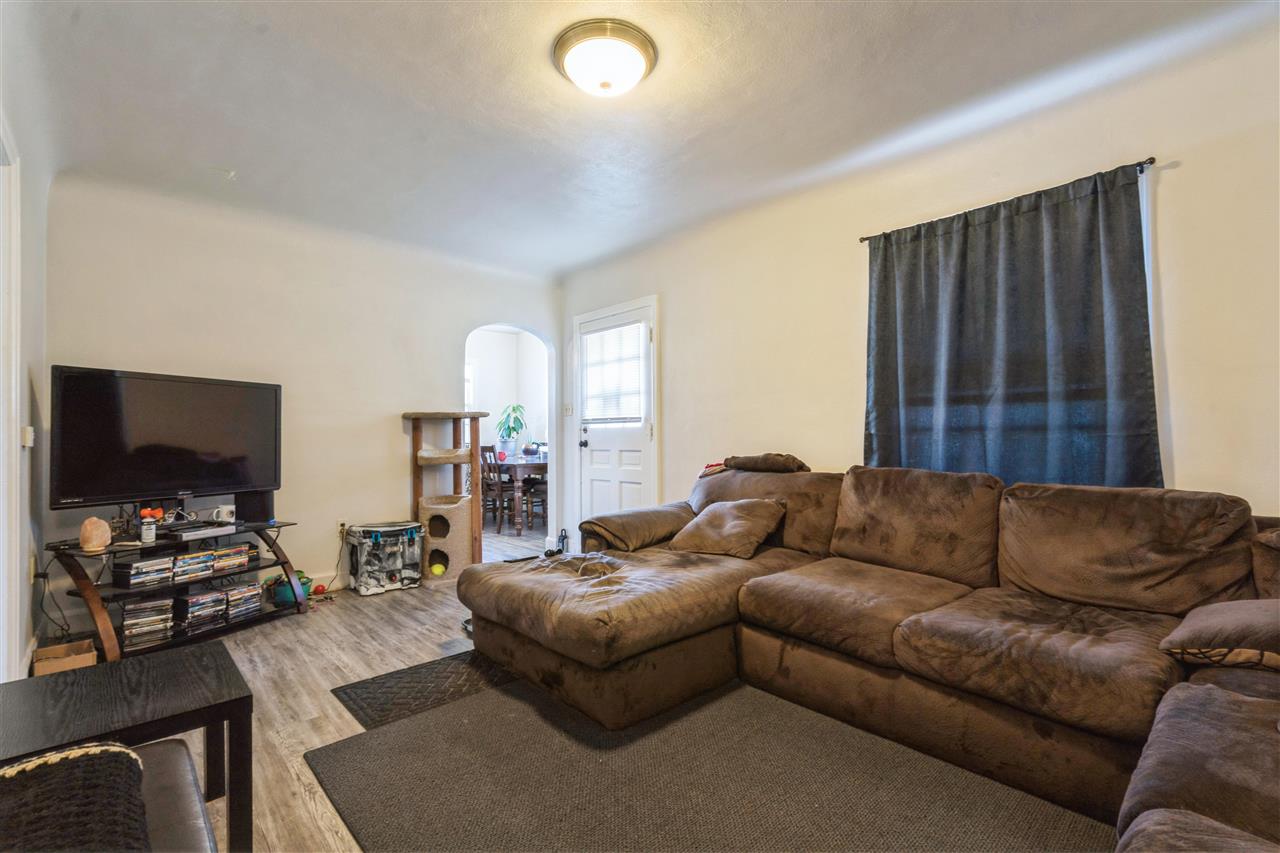 3718 C Avenue NE Cedar Rapids IA 52402