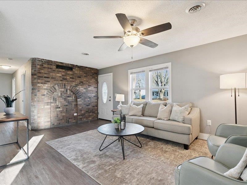 2103 Hollywood Boulevard Iowa City IA 52240