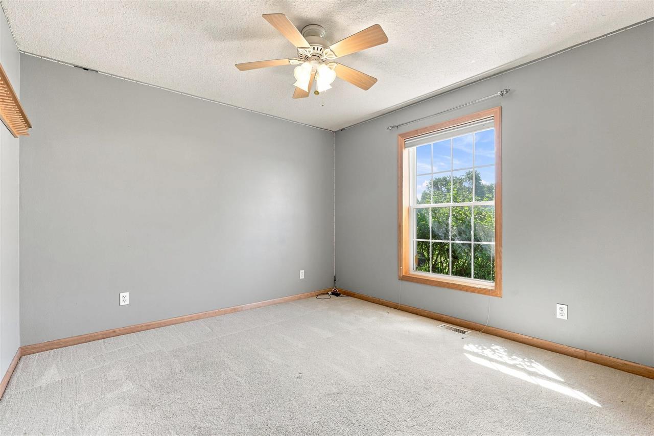 501 N Woodland Drive North English IA 52316