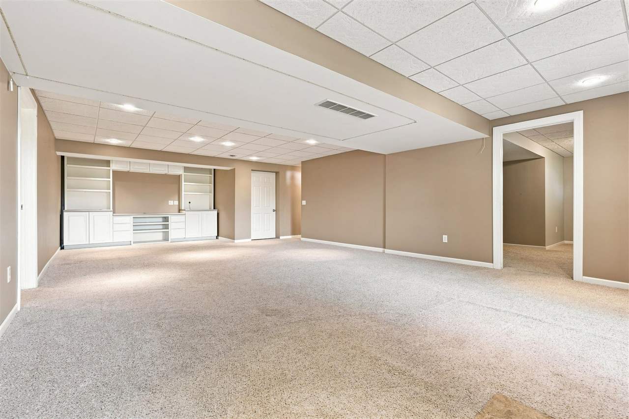 501 N Woodland Drive North English IA 52316