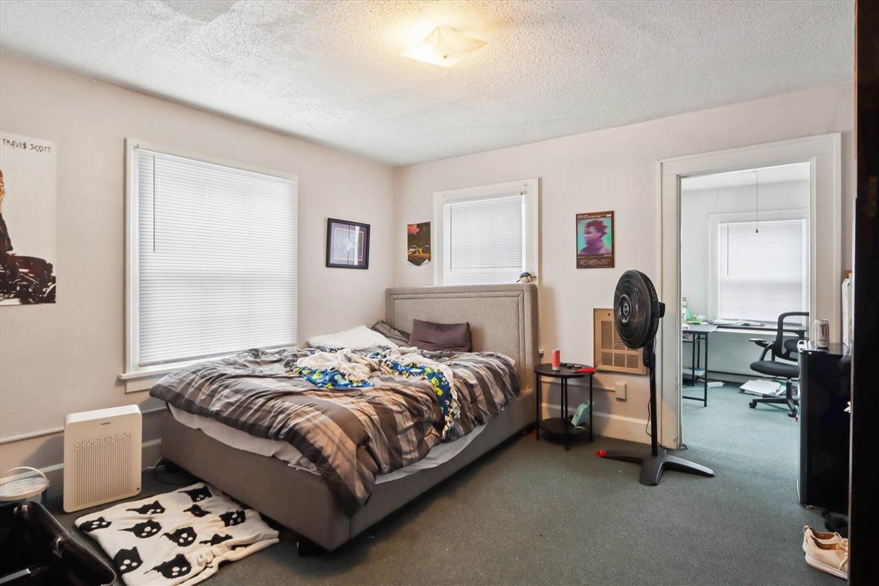 728 Bowery Street Iowa City IA 52240