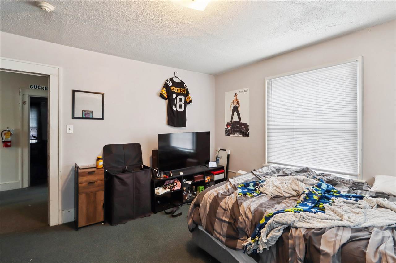 728 Bowery Street Iowa City IA 52240