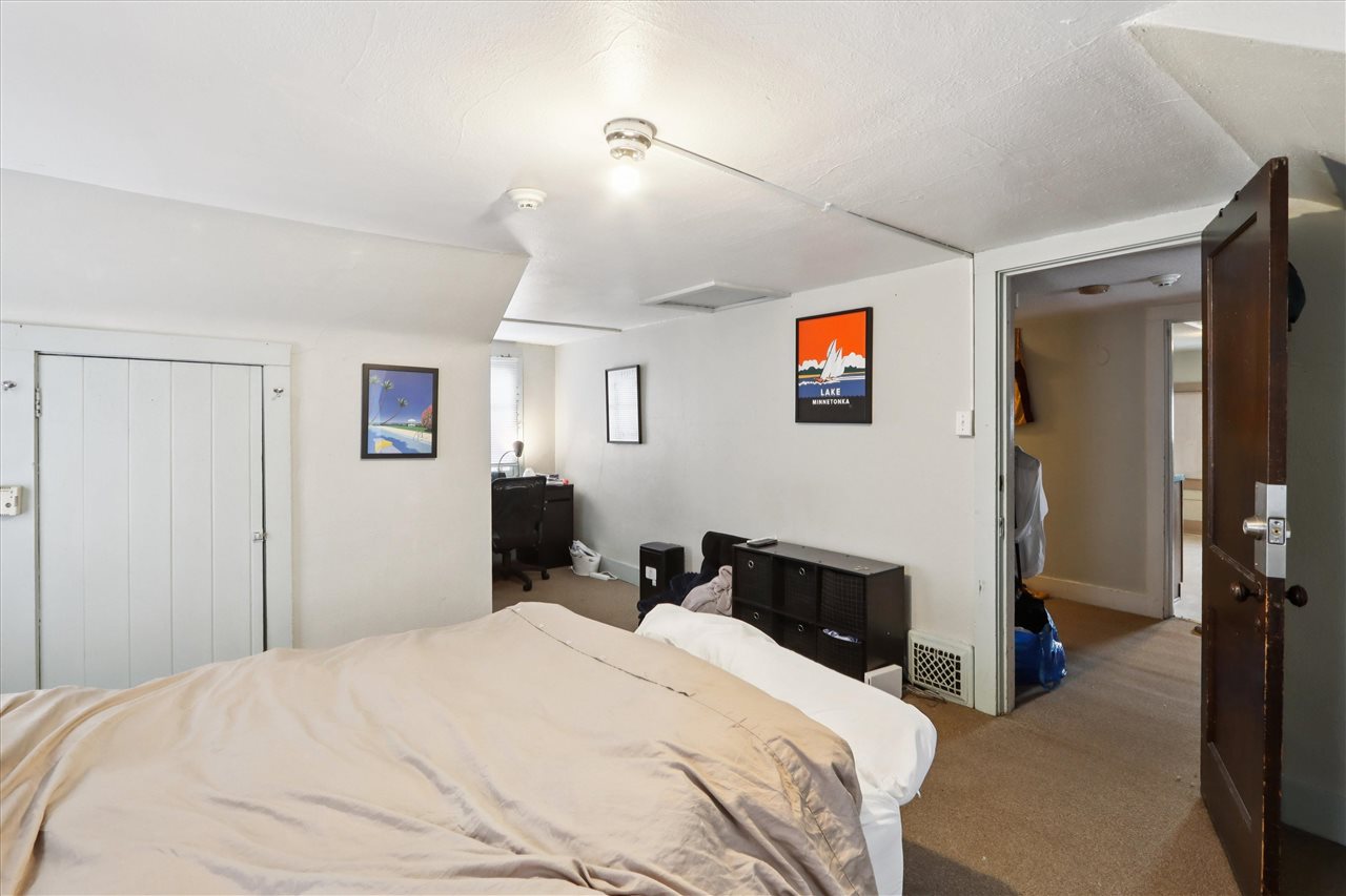 728 Bowery Street Iowa City IA 52240