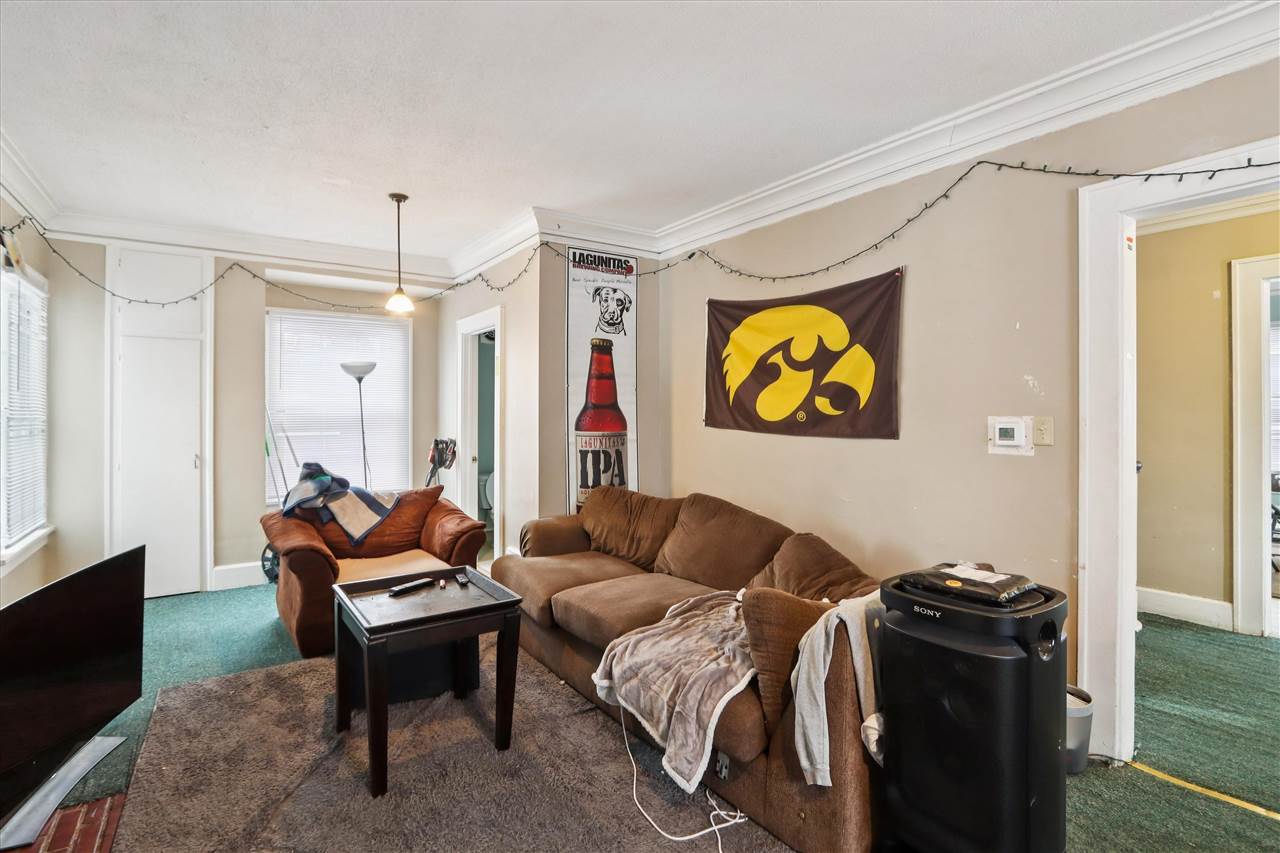 728 Bowery Street Iowa City IA 52240