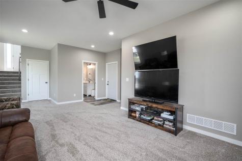 440 Galileo Drive Riverside IA 52327