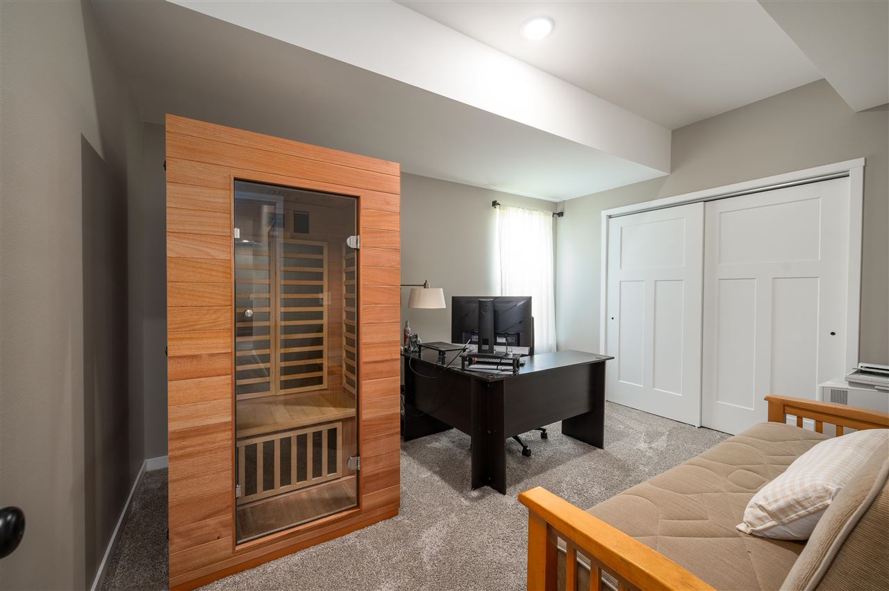 440 Galileo Drive Riverside IA 52327