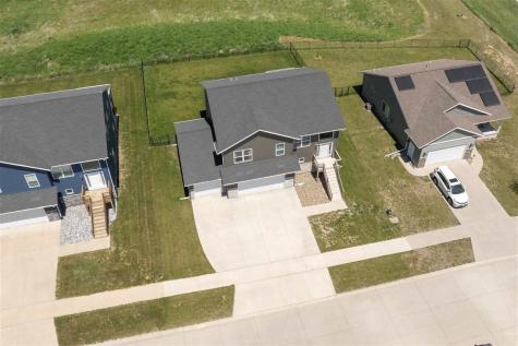 440 Galileo Drive Riverside IA 52327
