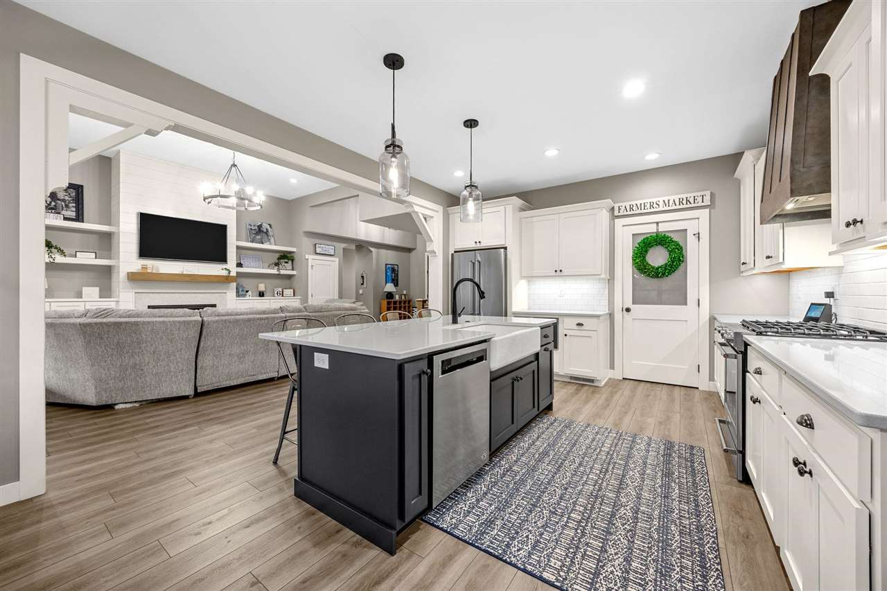 2908 Diamond Mil Circle Coralville IA 52241