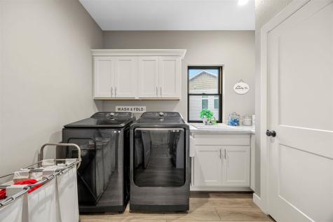 2908 Diamond Mil Circle Coralville IA 52241