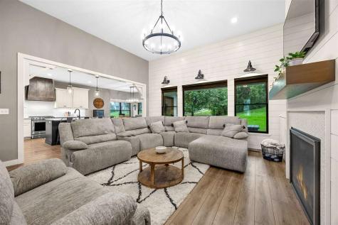 2908 Diamond Mil Circle Coralville IA 52241