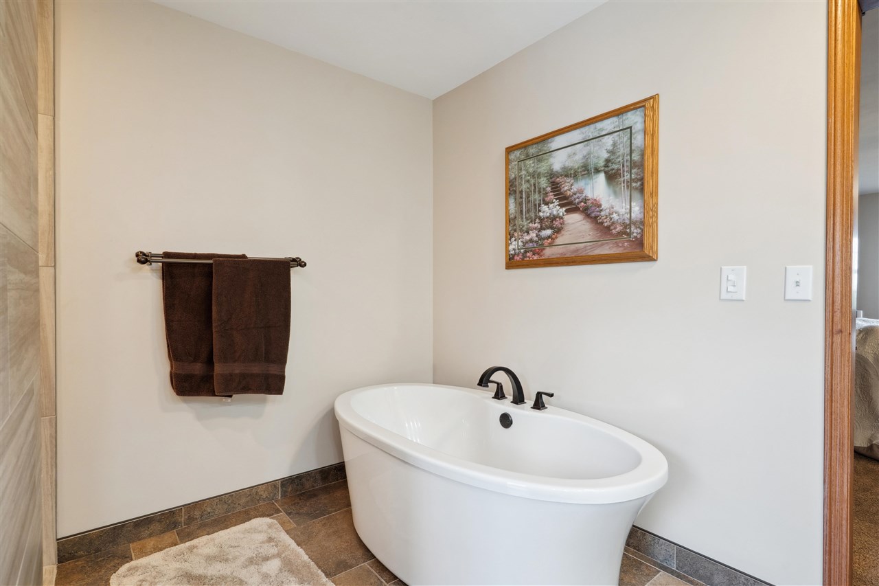2545 F52 Trail Parnell IA 52325