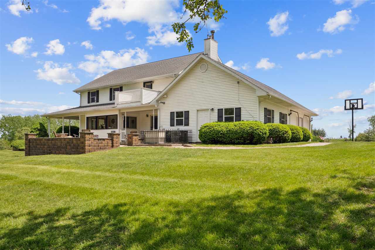 2545 F52 Trail Parnell IA 52325