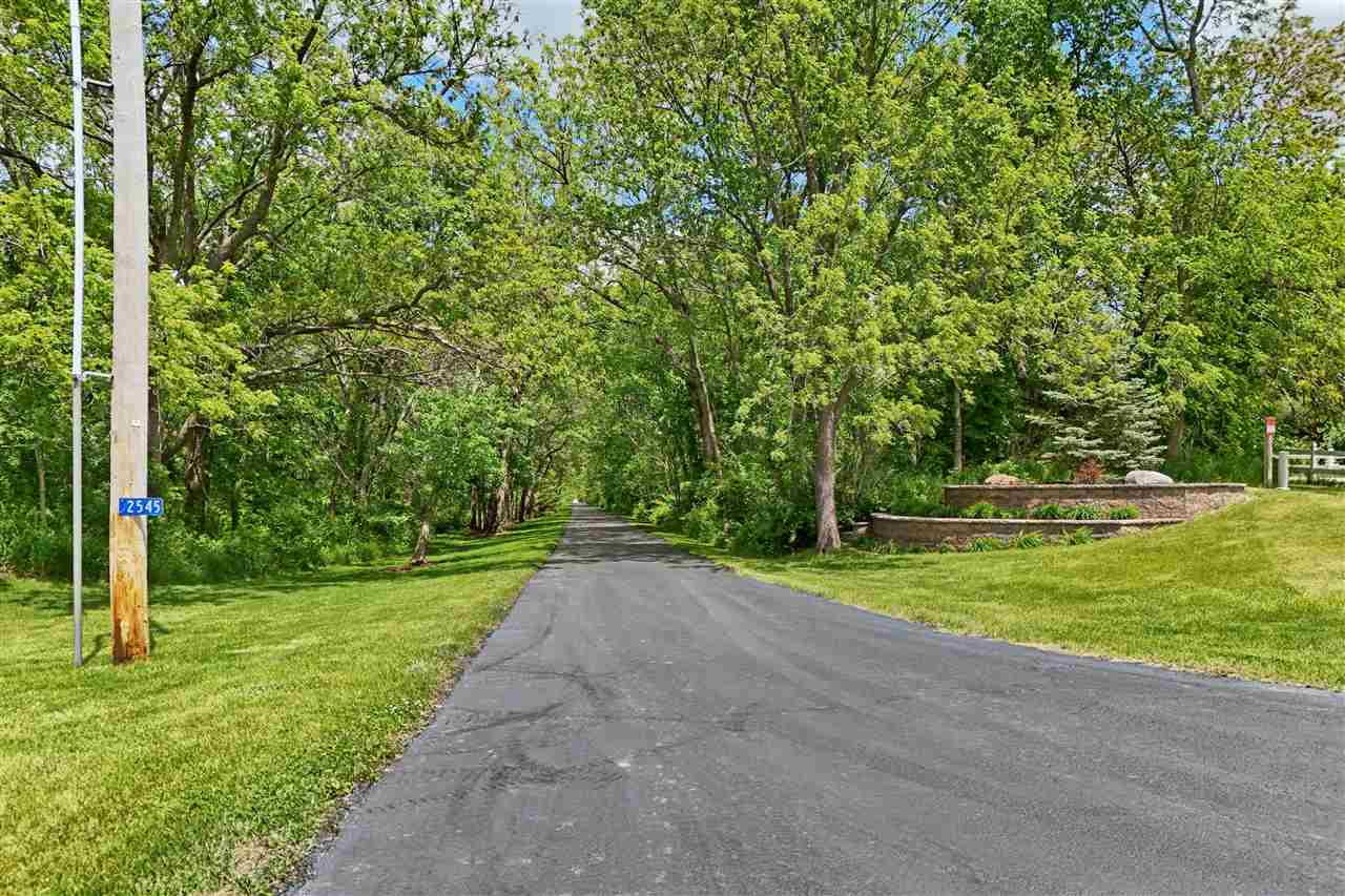 2545 F52 Trail Parnell IA 52325