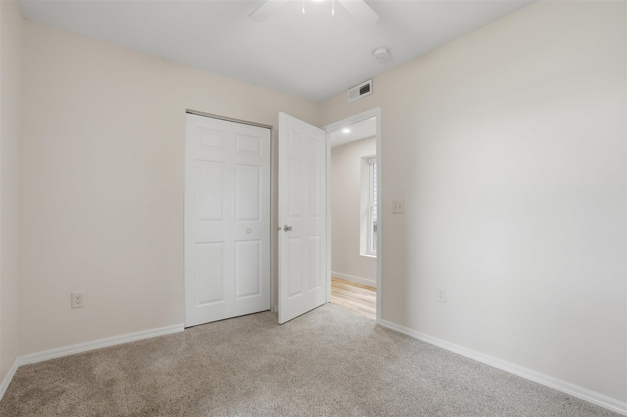 316 E 3rd Street Washington IA 52353