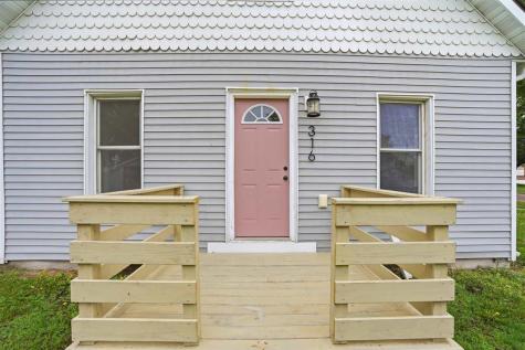 316 E 3rd Street Washington IA 52353