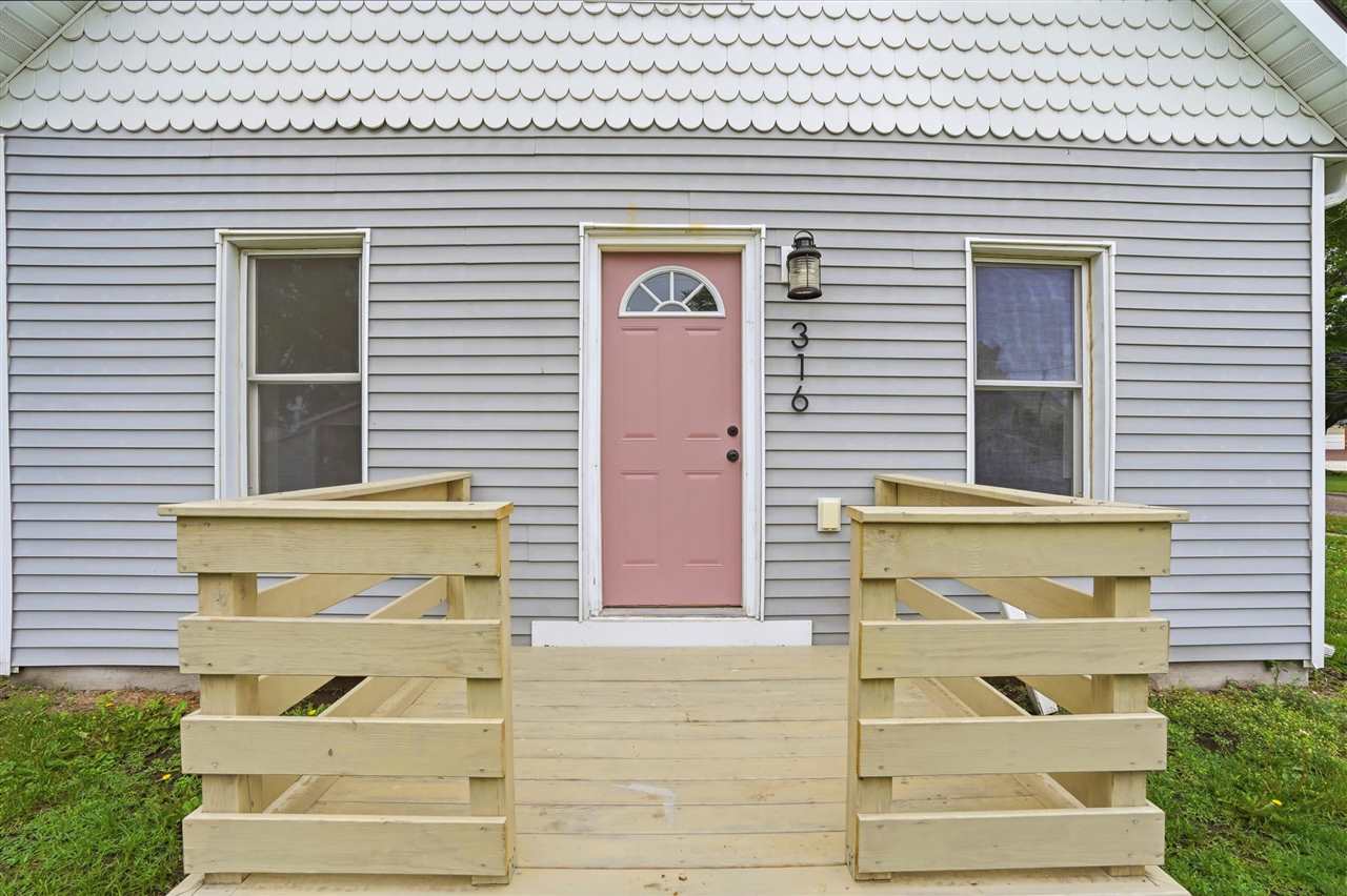 316 E 3rd Street Washington IA 52353